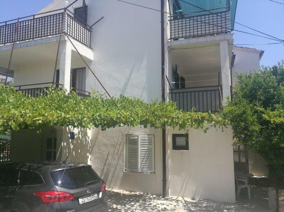 Apartments Iva I Marko Marina Exterior photo